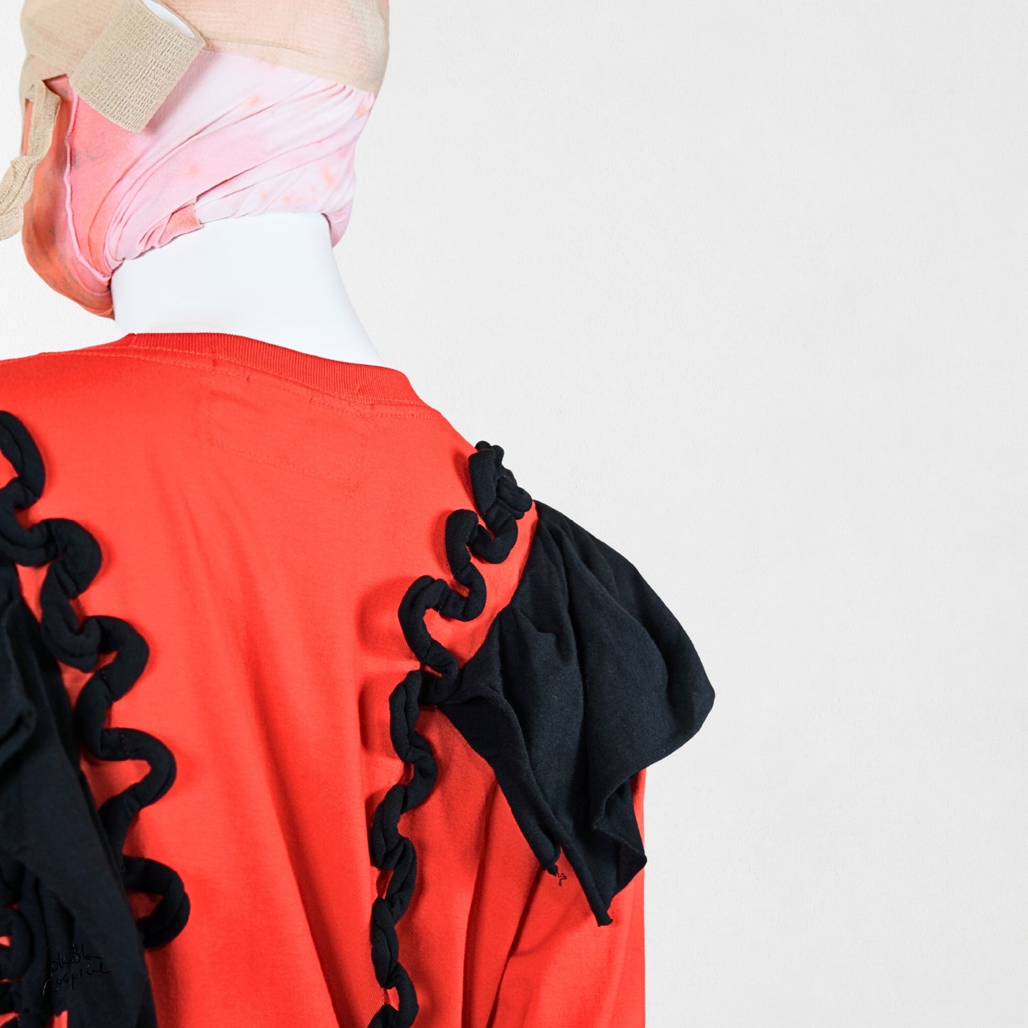 Heart No.003 | Message in White – Oversized Red T-shirt