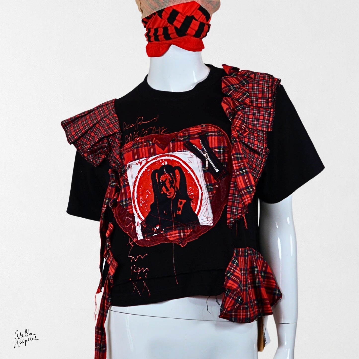 Heart No.001 | 赤黒記憶装置 シリーズ – 黒 T-shirt