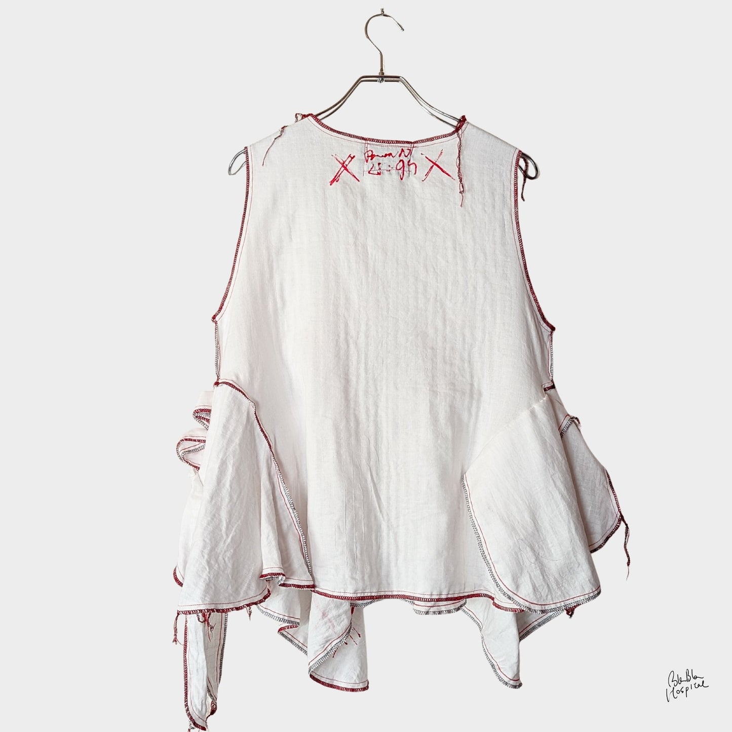 White Ward – No.02 | Black Cross Double Gauze Sleeveless Top