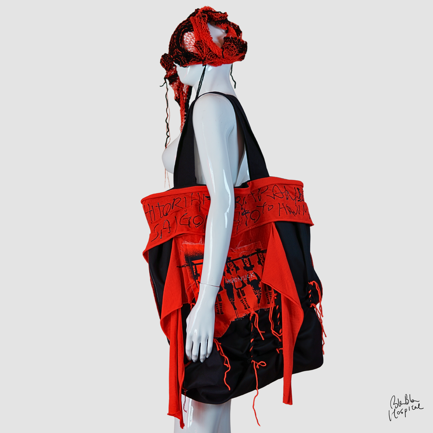Carry the Whole Blabla World 00.2 | Black and Red Fashion Sick - Art Tote Bag