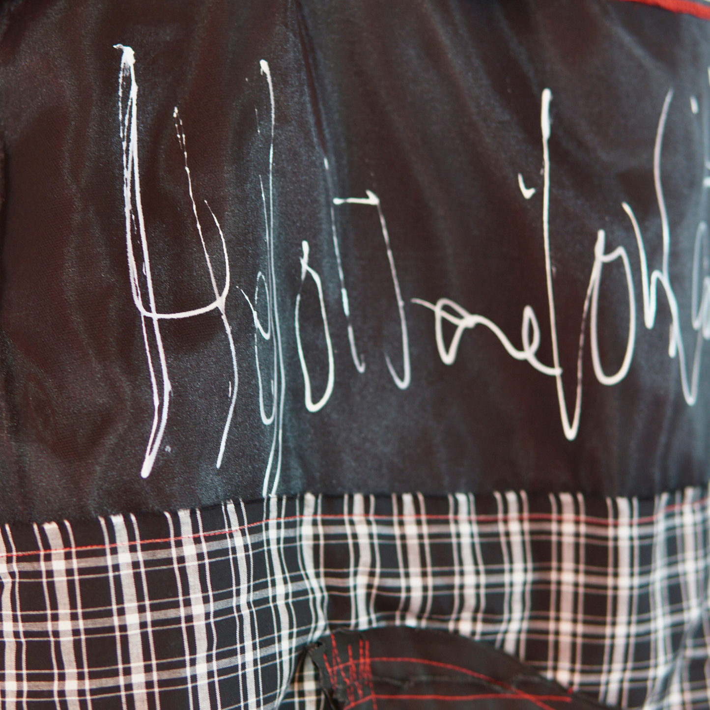 Carry the Whole Blabla World 00.3 | Yarn Ghosts - Art Tote Bag