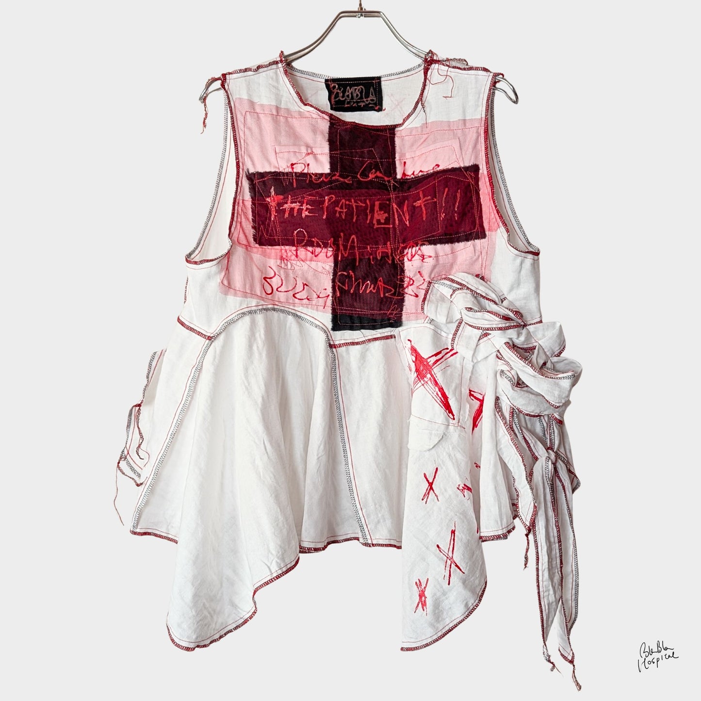 White Ward – No.02 | Black Cross Double Gauze Sleeveless Top