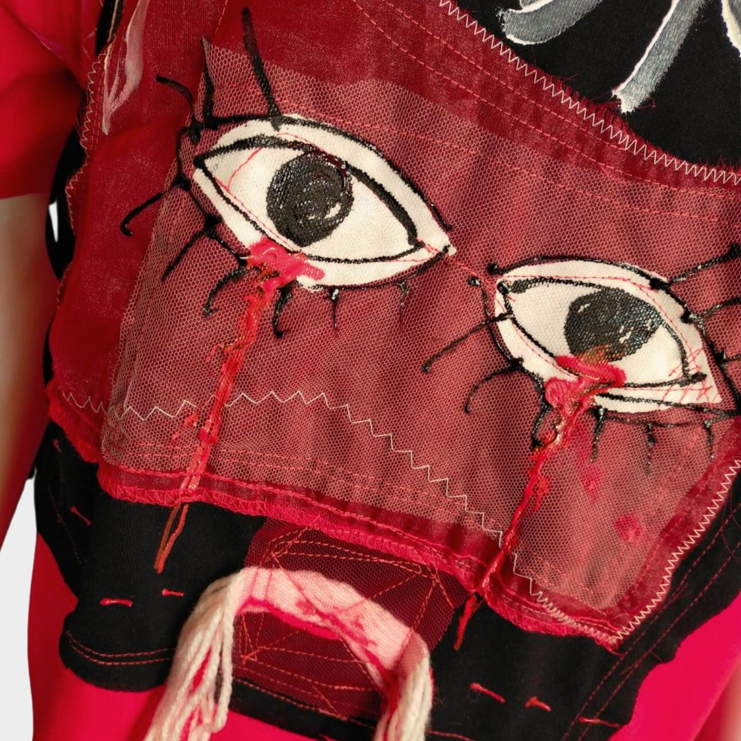 Twinmood – No.02b | “Presence of Eyes” T-shirt (Red)