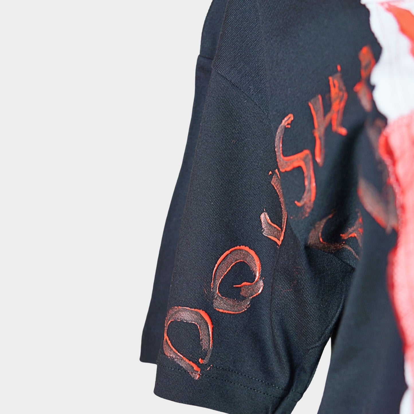 Twinmood – No.02a | “Presence of Eyes” T-shirt (Black)